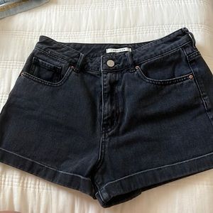 Pacsun Mom Shorts - Black (Size 27)